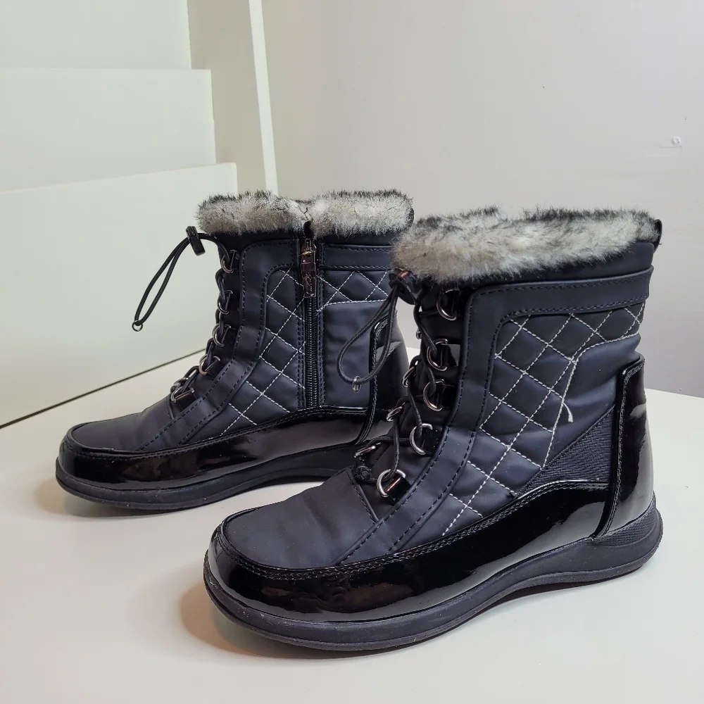 SPORTO Black Jenny Water-resistant Faux Fur Trim Boots/Booties Size Women's 5.5